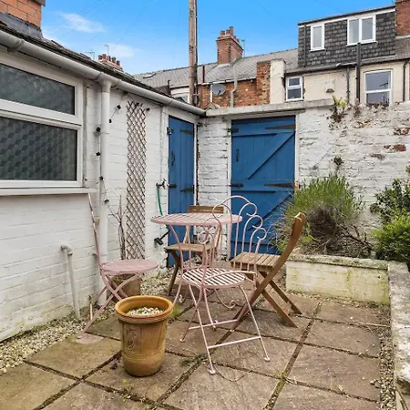 Pass The Keys 52 Rose St - Beautiful Renovated 2 Bed * York