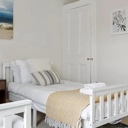 Pass The Keys 52 Rose St - Beautiful Renovated 2 Bed